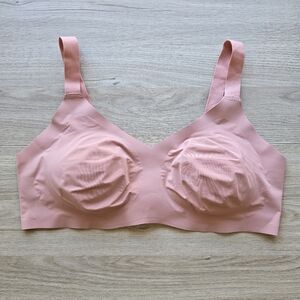 Knix Blush Wireless Bra - Size 8